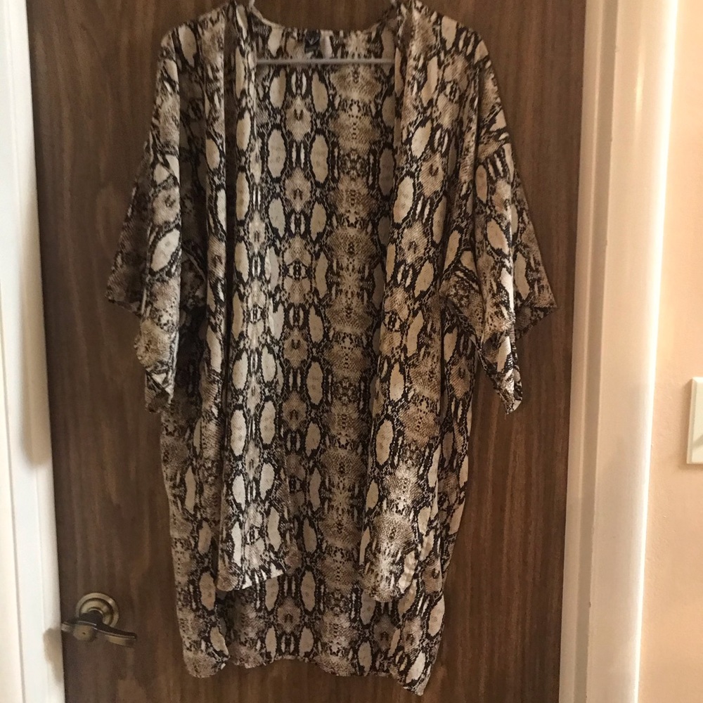 WINDSOR Snake Print Duster